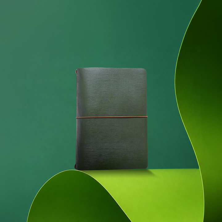 Explorer - Refillable SAFFIANO Leather Journal Regalia Paper - Green A5