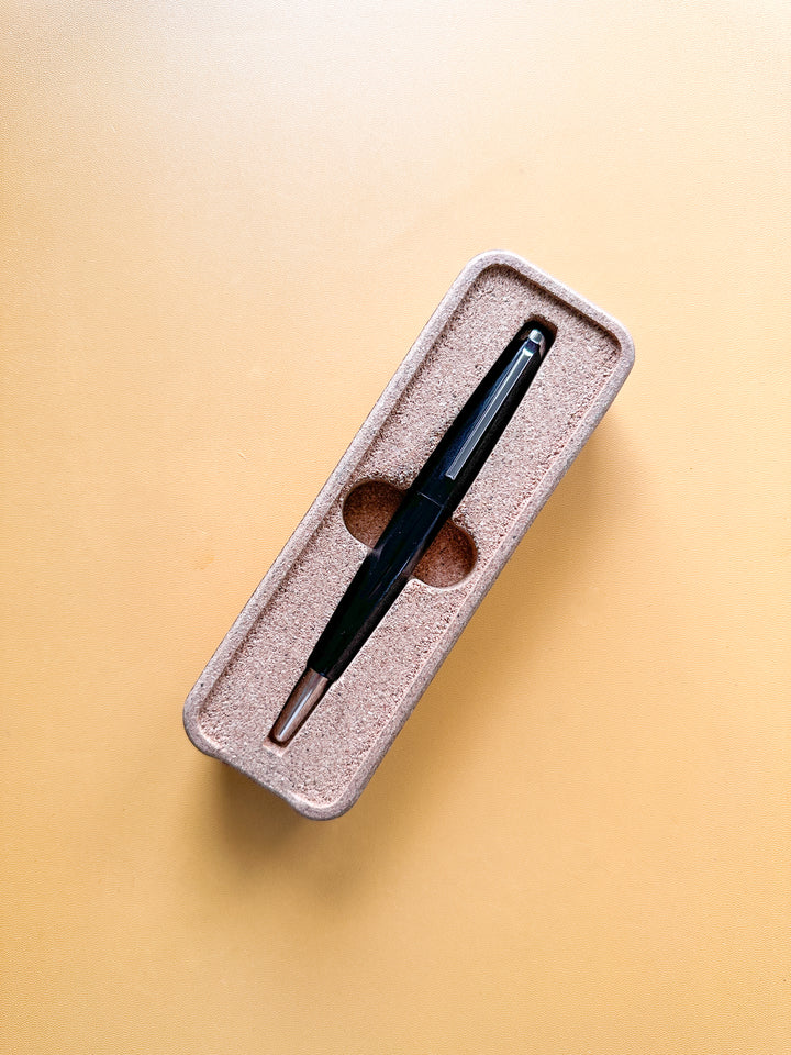 Endless Phantom Retractable Fountain Pen - Clear Chrome