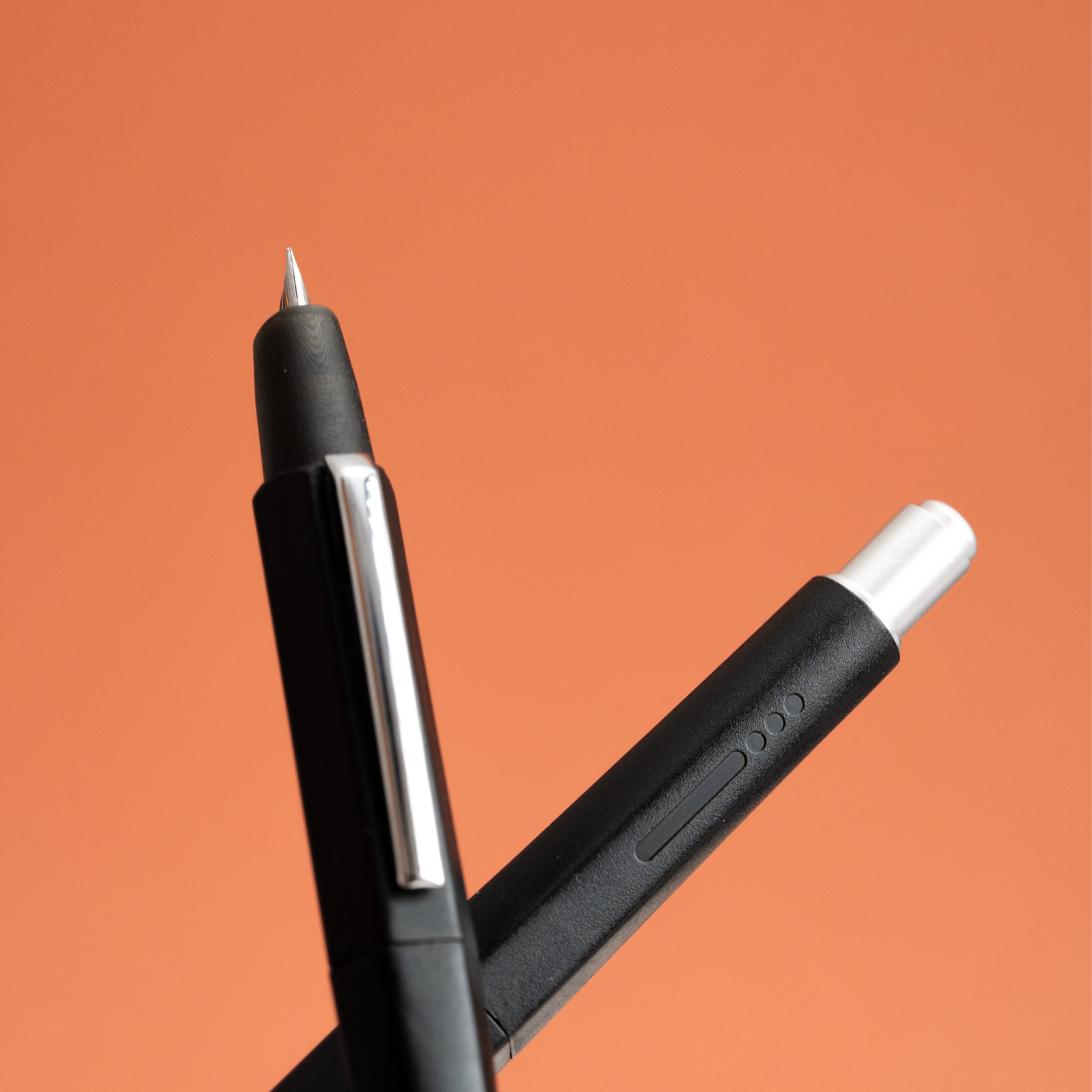 Endless Creator Retractable Fountain Pen - Black – Endless Stationery